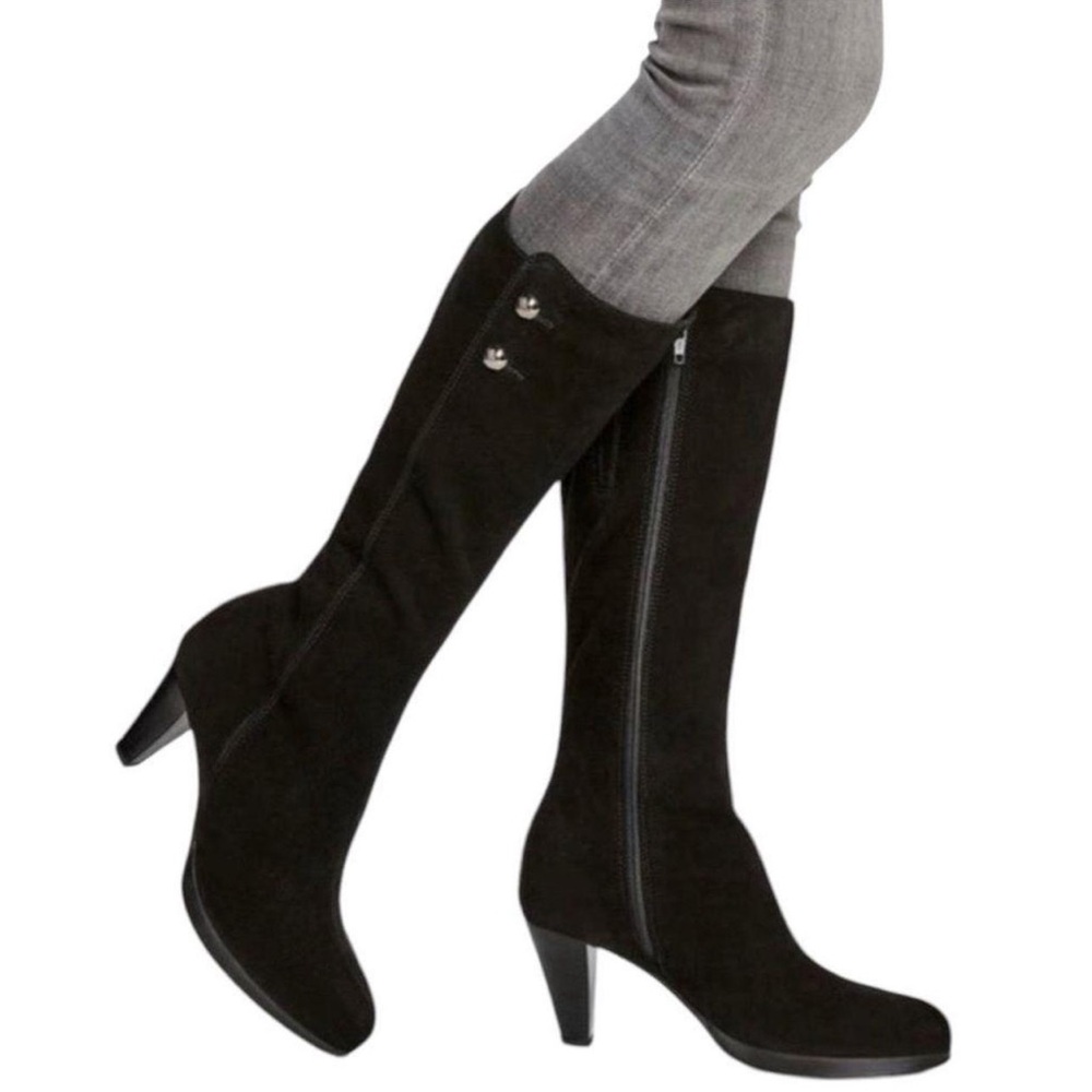 LA CANADIENE Boots Black Suede Heeled Weatherproof